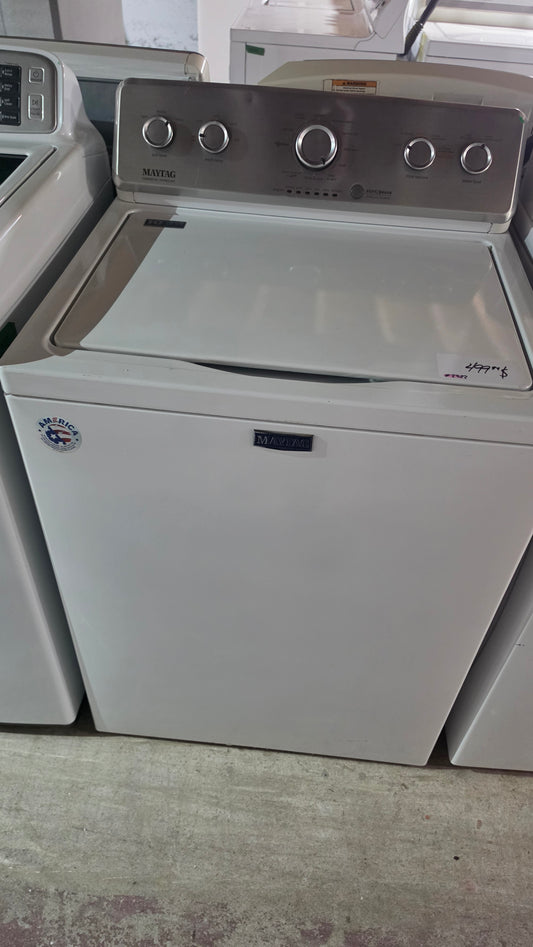 Maytag à chargement par le haut Machine à laver Photo du produit blanc