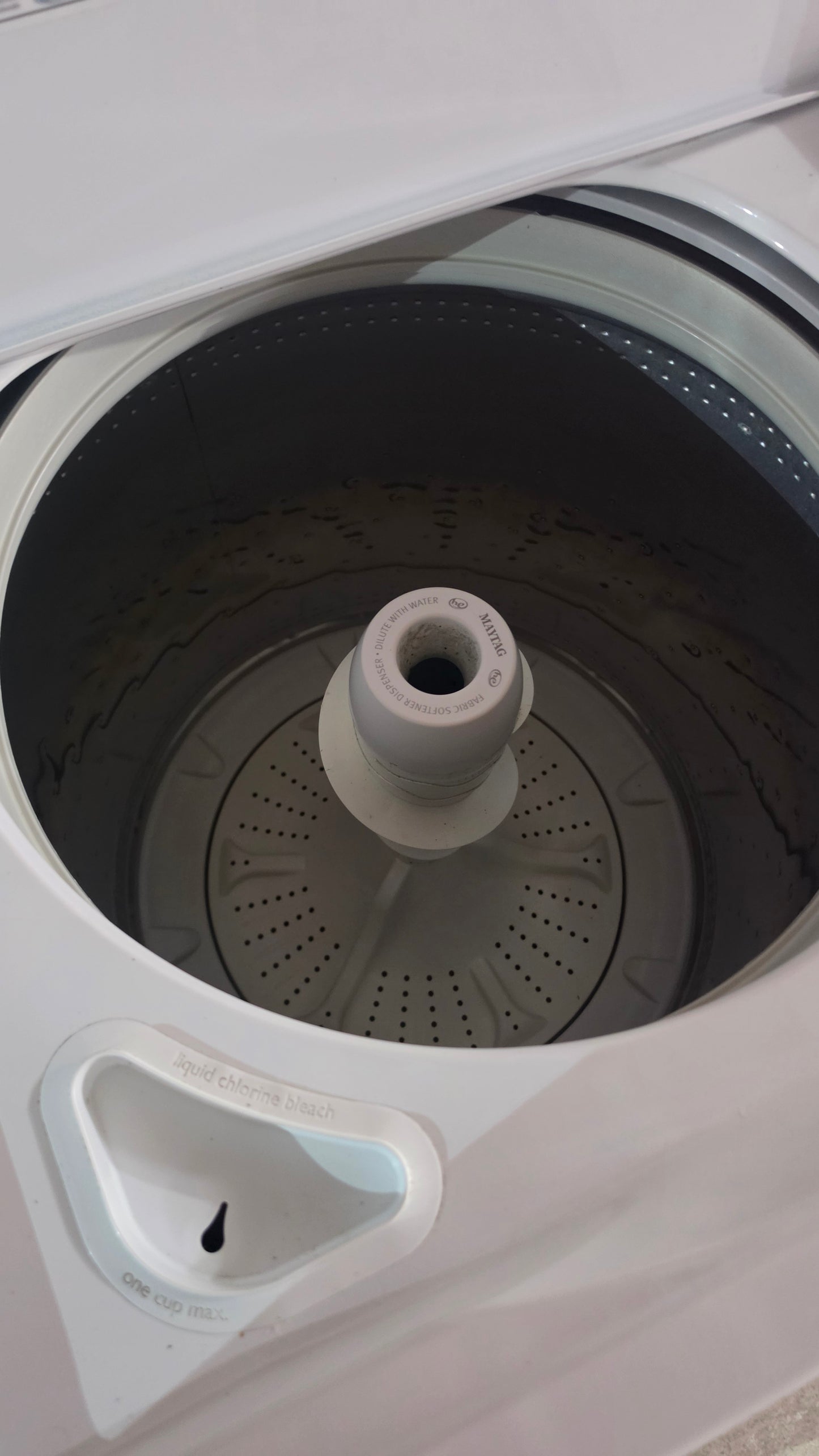 Maytag top load washer - white