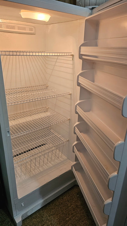 Frigidaire freezer 32"X71"X26.5" - white SKU#1633