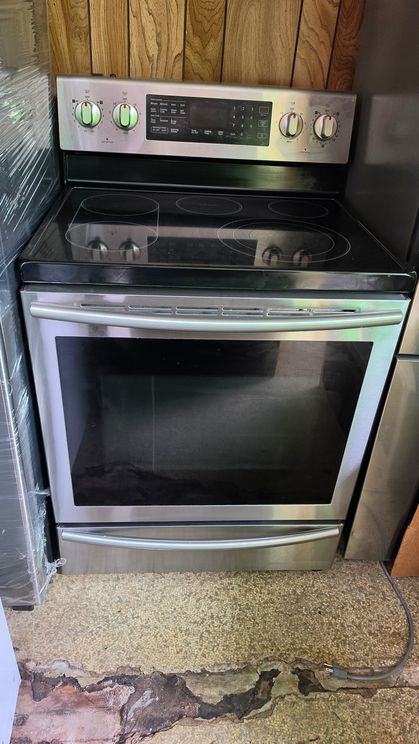 Samsung convection stove - stainless SKU#2512