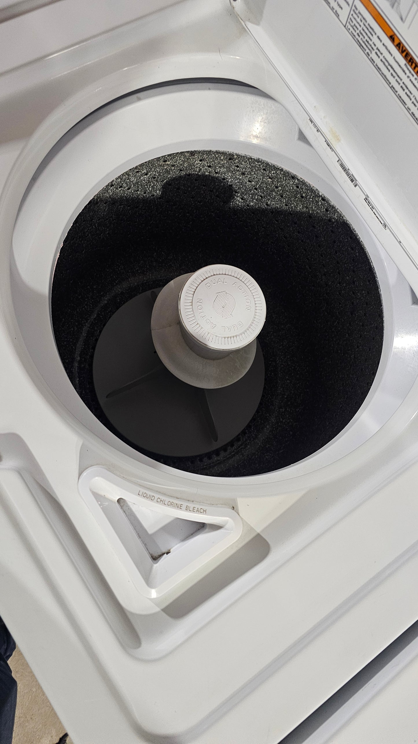 Laveuse à charge supérieure Estate – Blanche