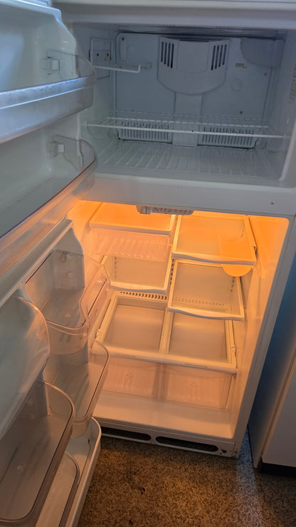 Frigidaire refrigerator 30"X66"X27" - white SKU#1702