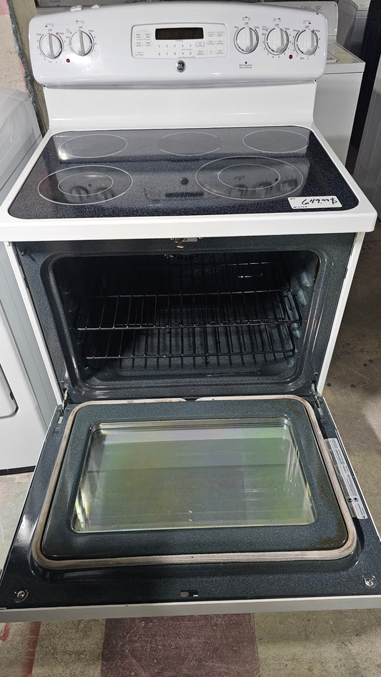 Poêle GE White, appareil usagé, inspecté