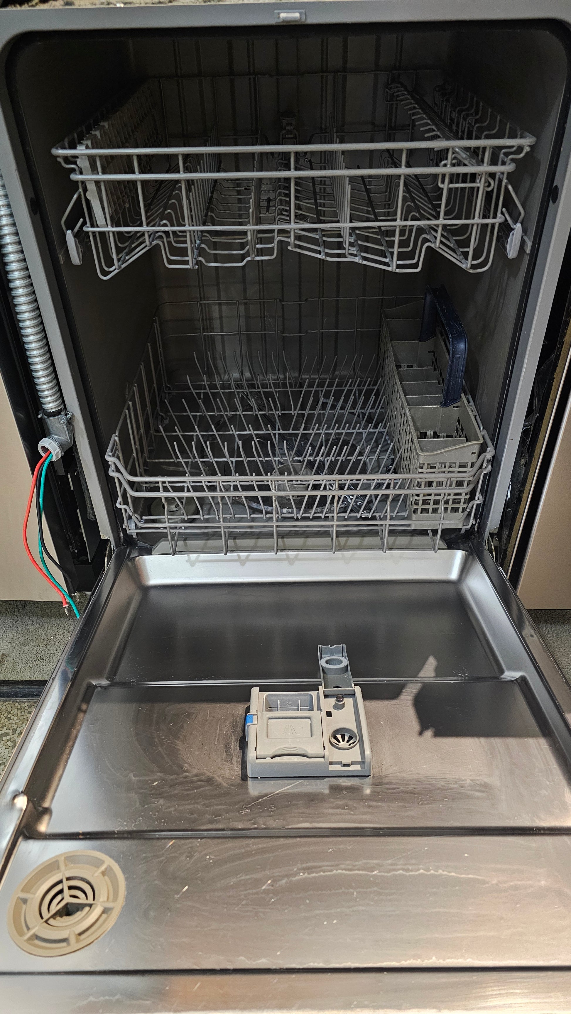 Lave-vaisselle en acier inoxydable Samsung, appareil usagé, inspecté