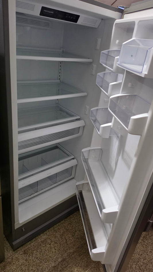 Frigidaire professionnel réfrigérateur tout en 1 32"X70.5"X24.5" - acier inoxydable SKU#1724
