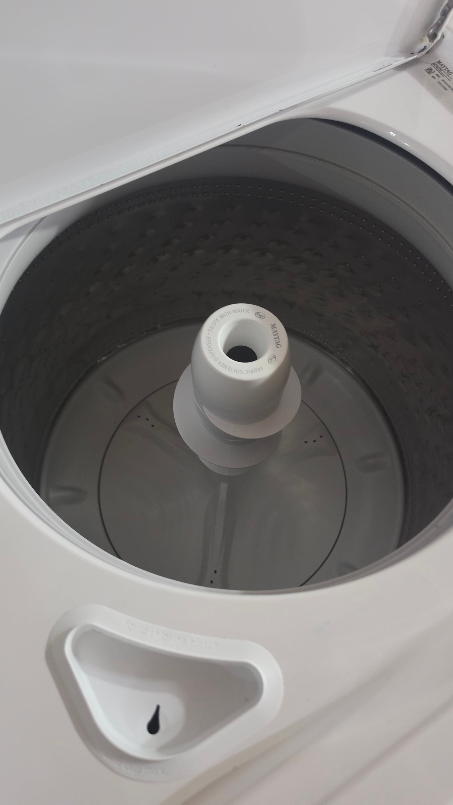 Maytag top load washer - white