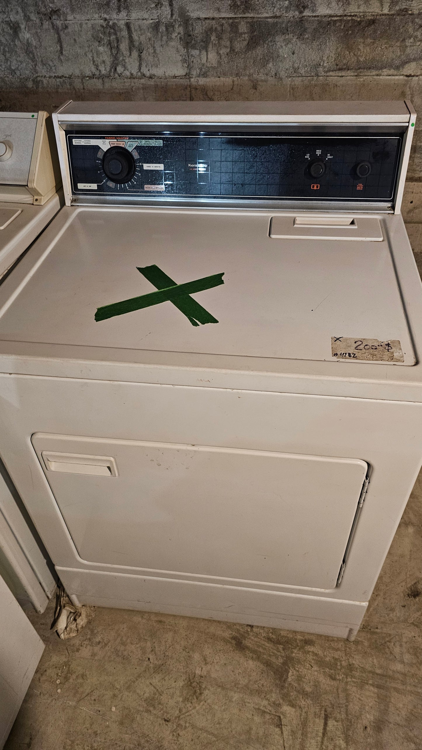 Kenmore dryer - white SKU#4182