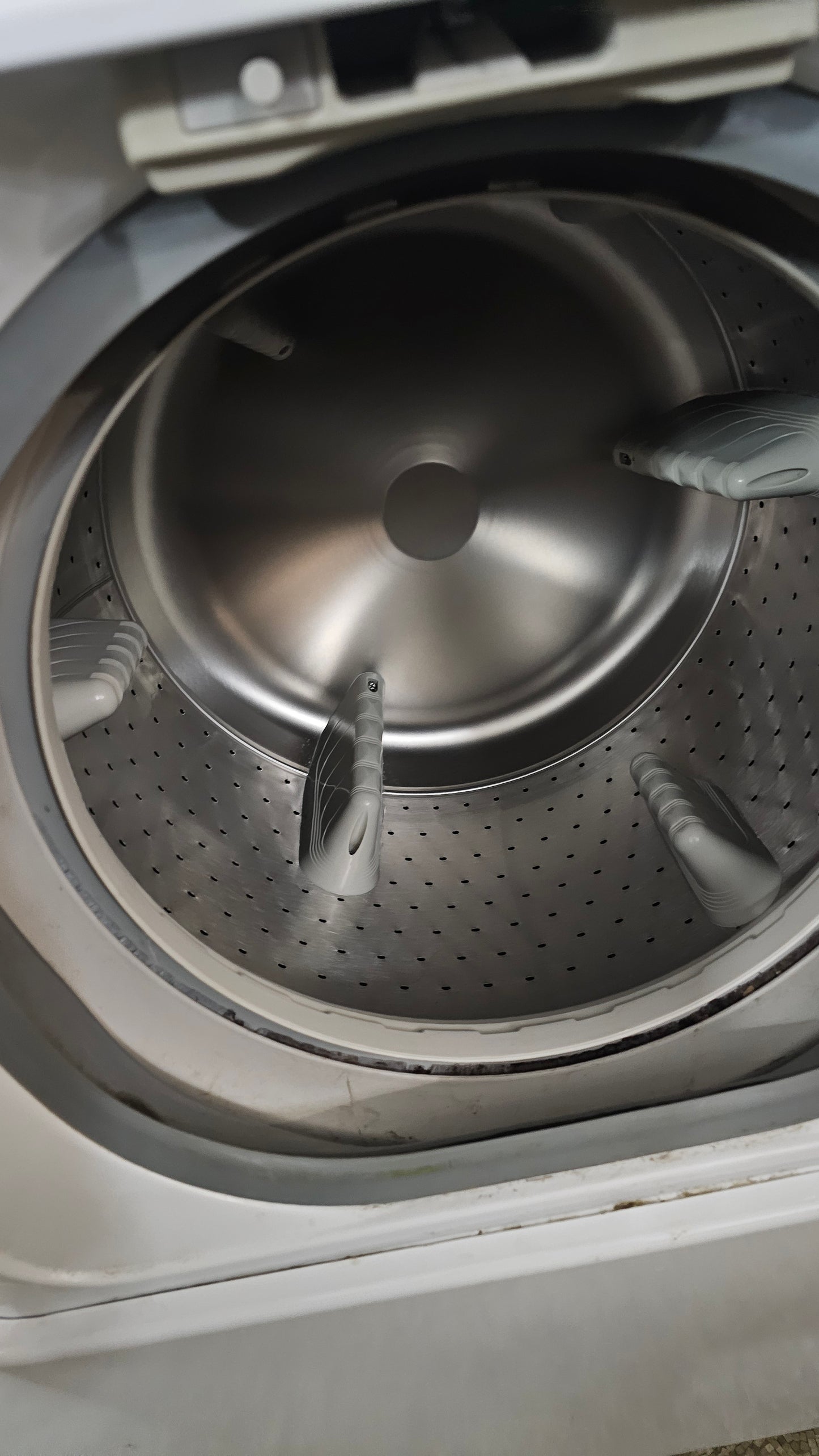 Maytag Washer and Dryer Set – Used