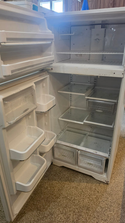 Frigidaire refrigerator 30"X64.5"X25" - white SKU#1751