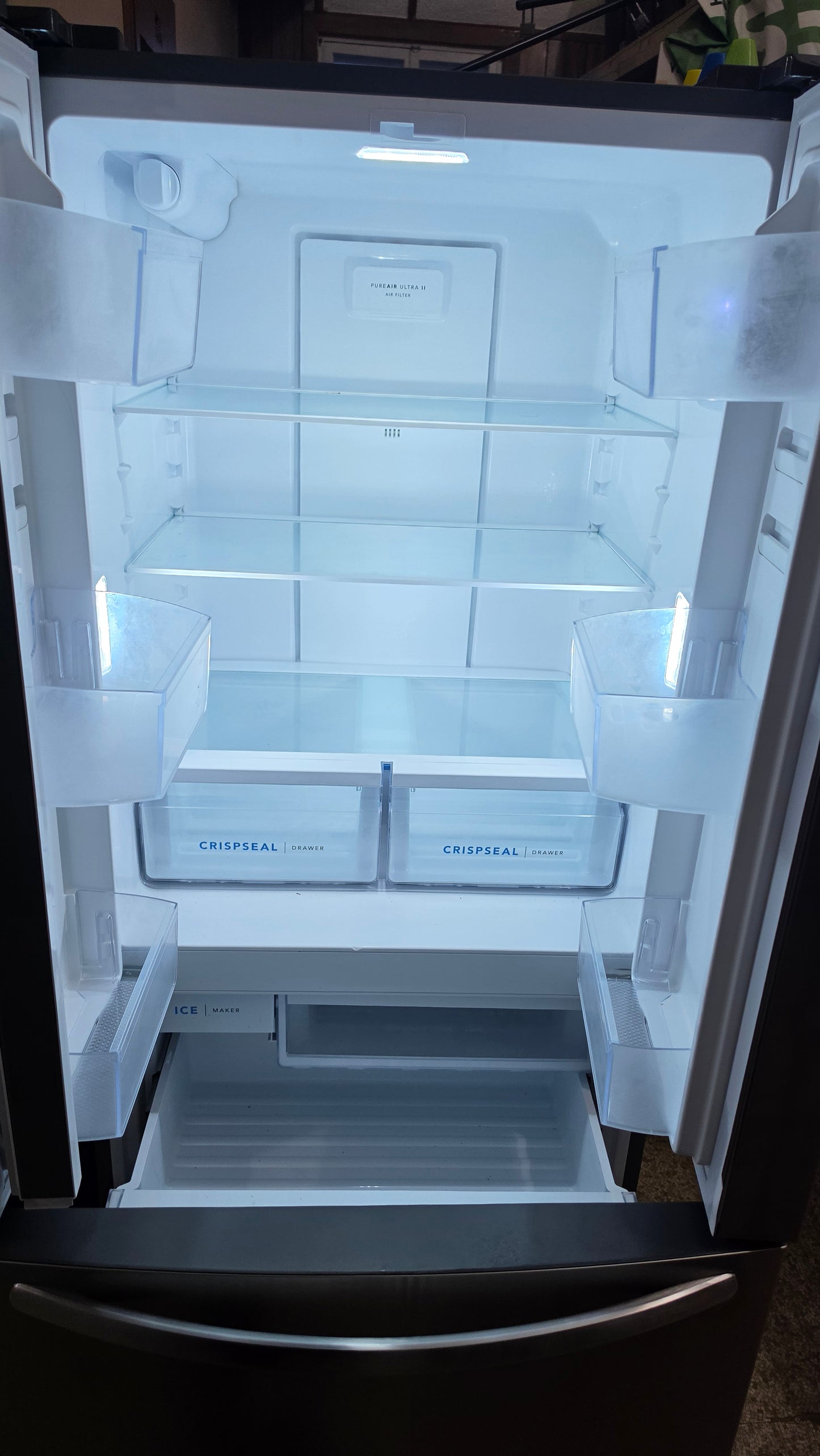 Frigidaire refrigerator 31"X67"X23" - stainless SKU#1695